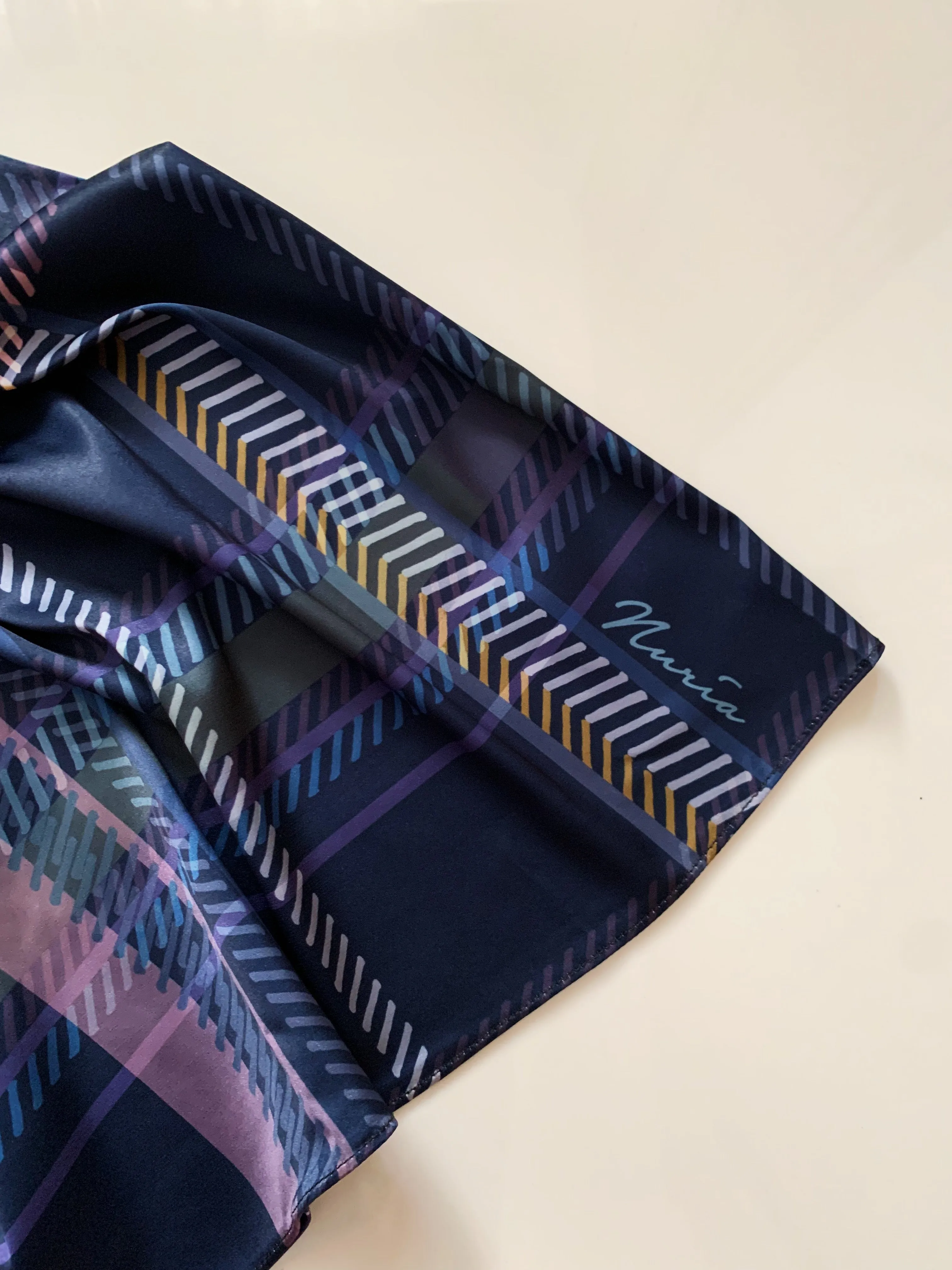 Maharani Shawl in Navy Blue / Purple