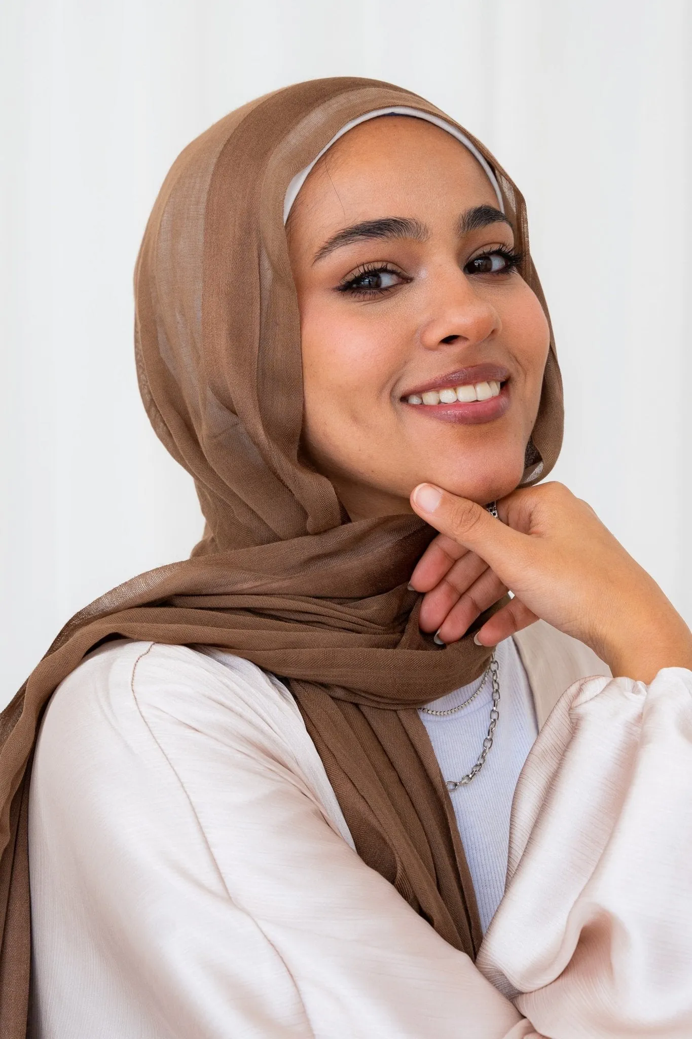 Qahwa brown linen