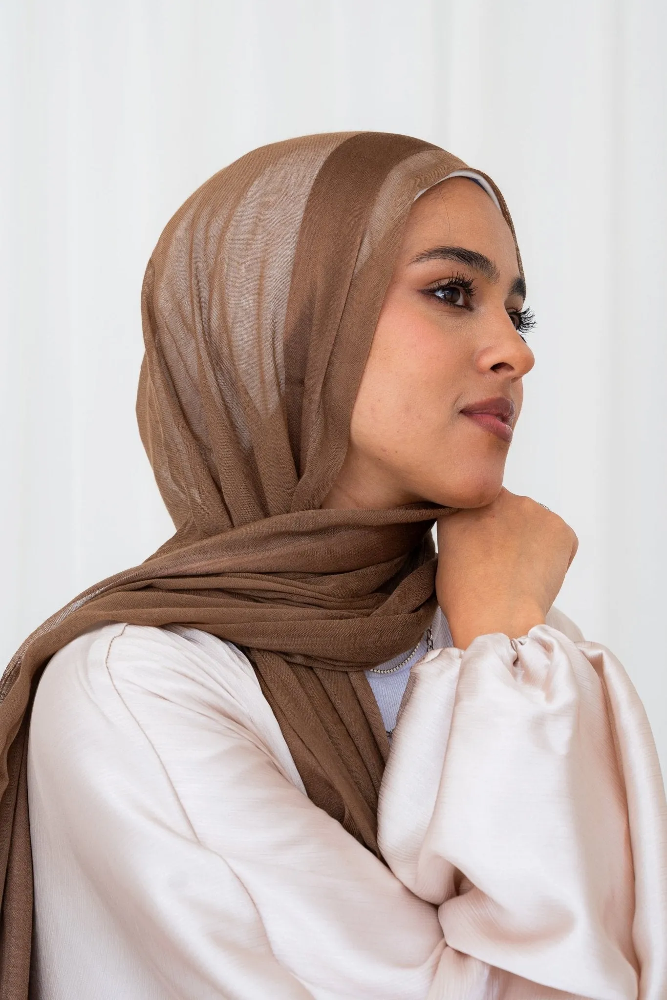 Qahwa brown linen