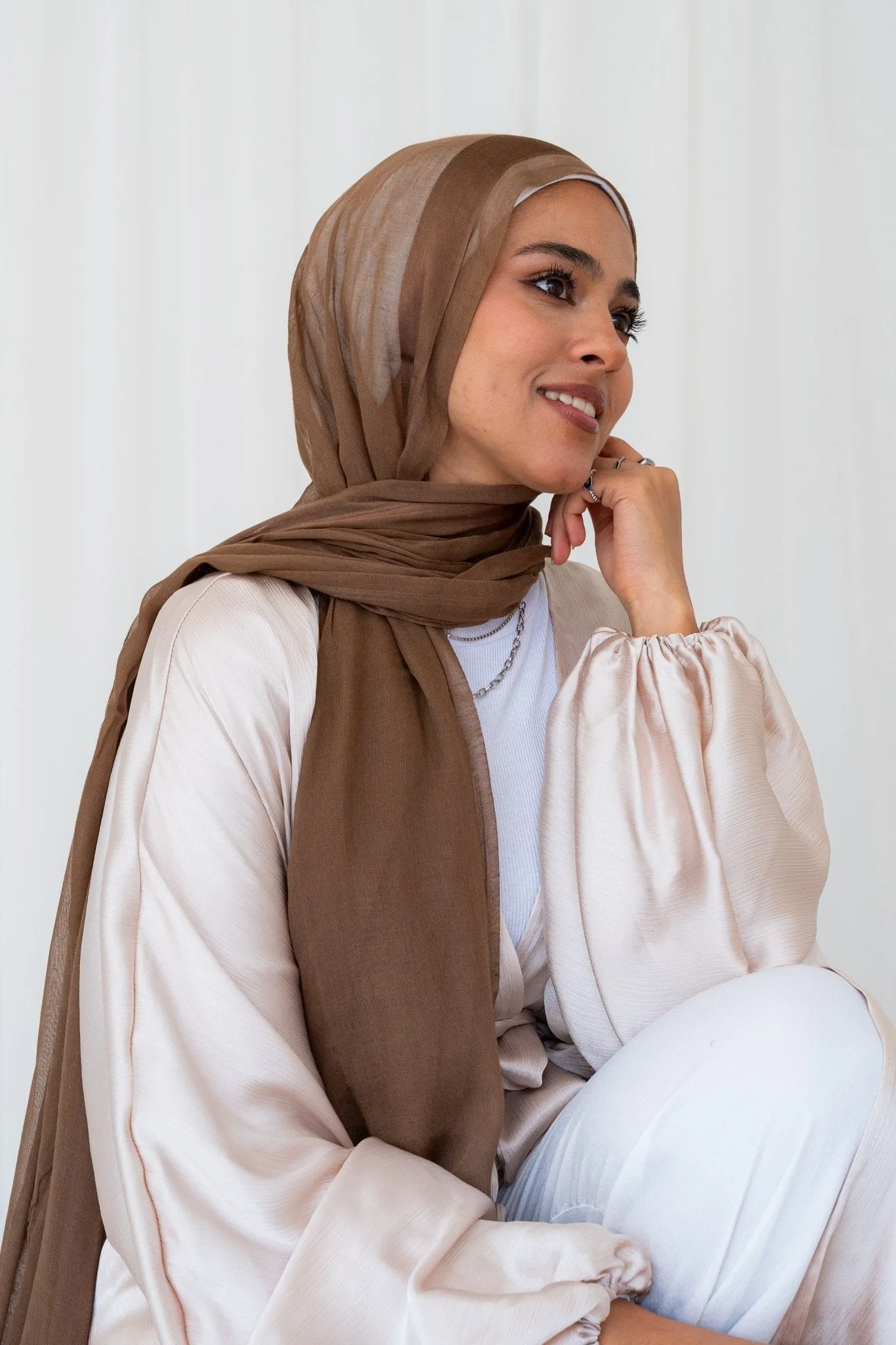 Qahwa brown linen